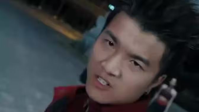 尊龙海报